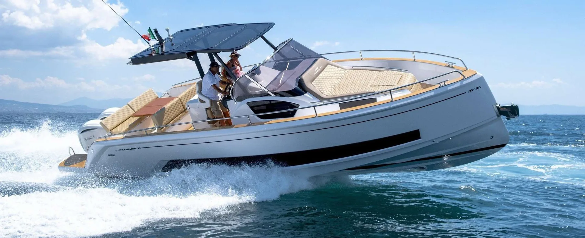 Avangarde 35 — photo 2 location yacht Monaco