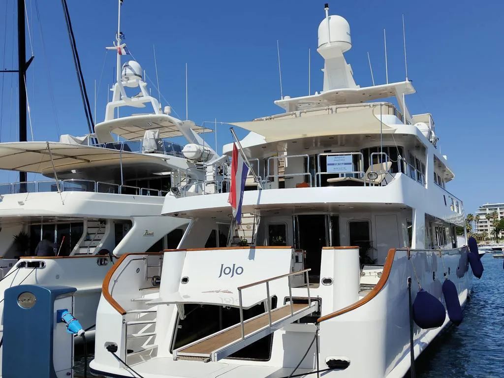 Jojo — photo 4 location yacht Monaco