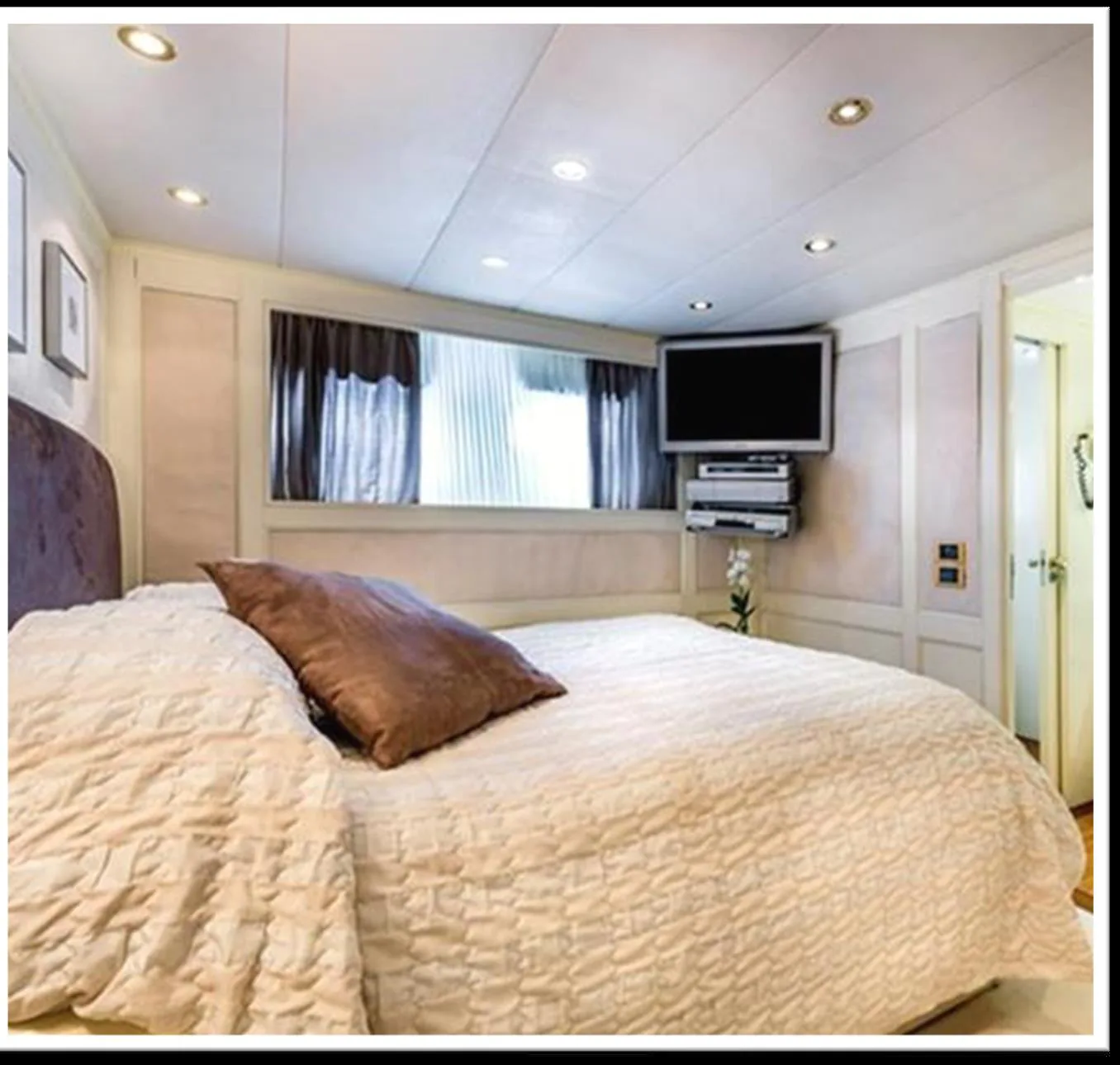 Jojo — photo 10 location yacht Monaco