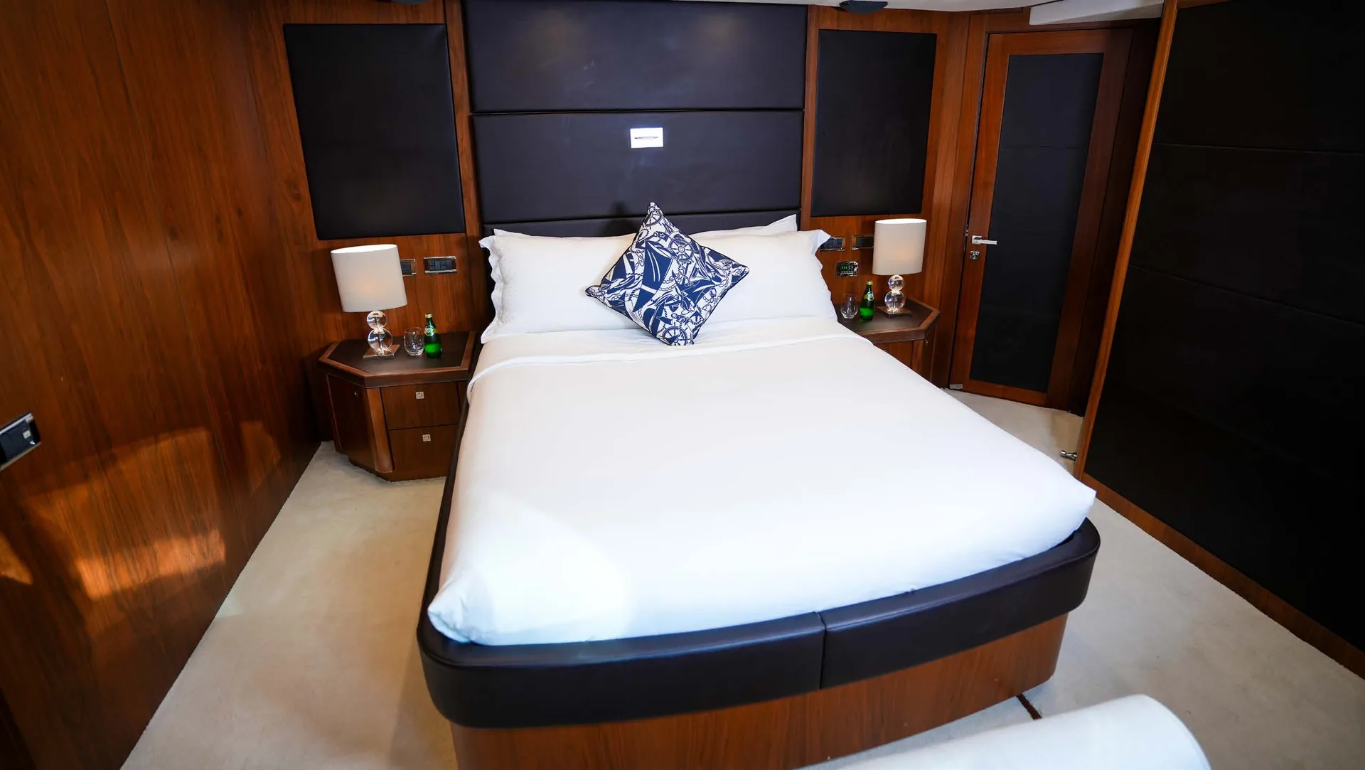 Lucien — photo 23 location yacht Monaco