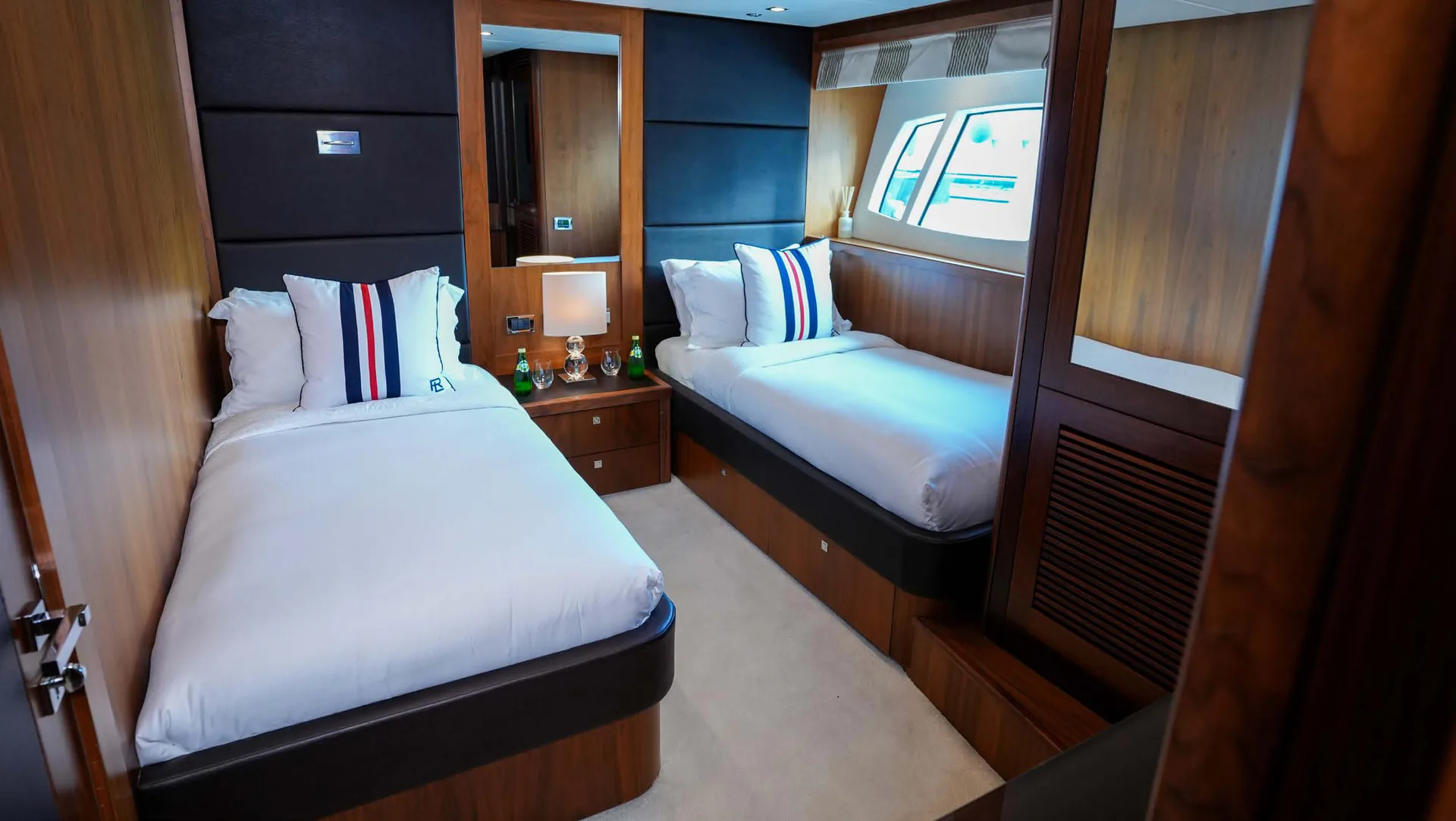 Lucien — photo 29 location yacht Monaco