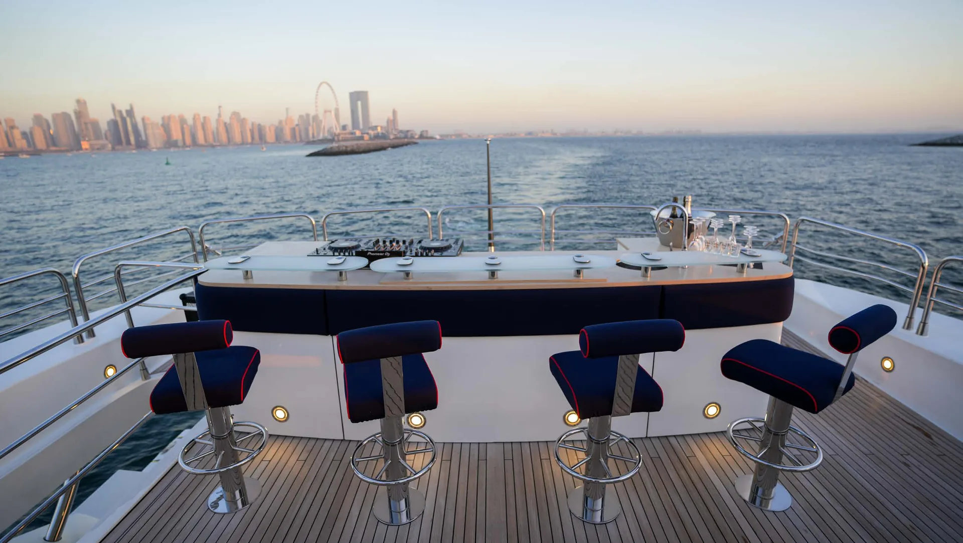 Lucien — photo 40 location yacht Monaco