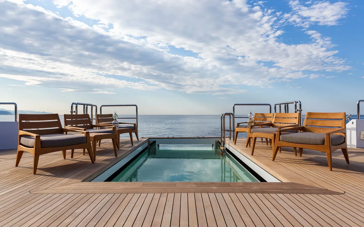 ALFA - photo 7 yacht charter Monaco