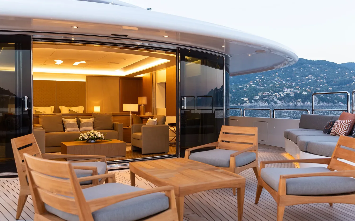 ALFA - photo 9 yacht charter Monaco