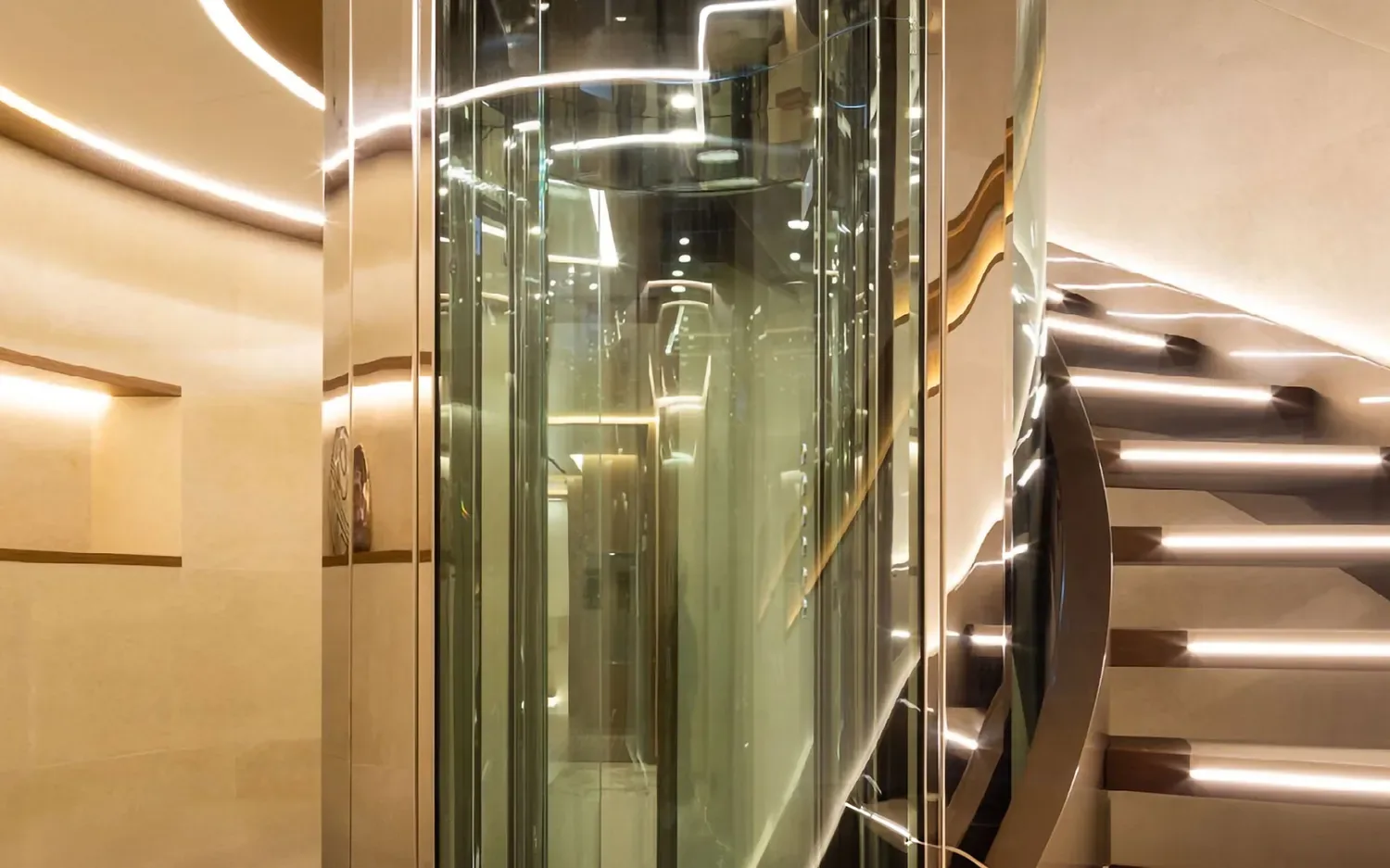 ALFA - photo 19 yacht charter Monaco