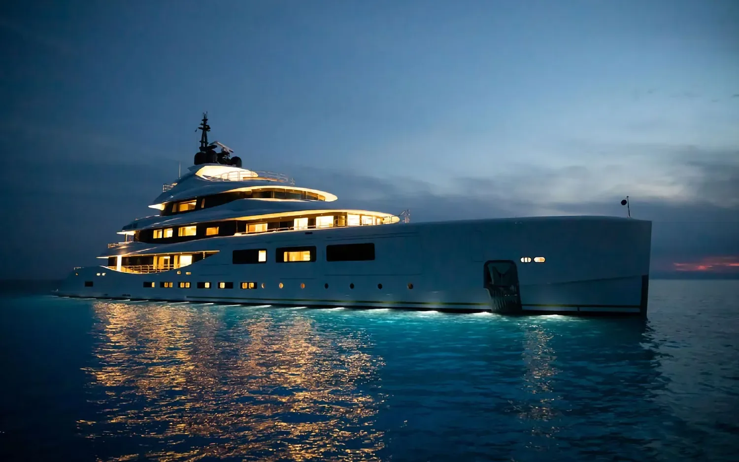 ALFA - photo 35 yacht charter Monaco