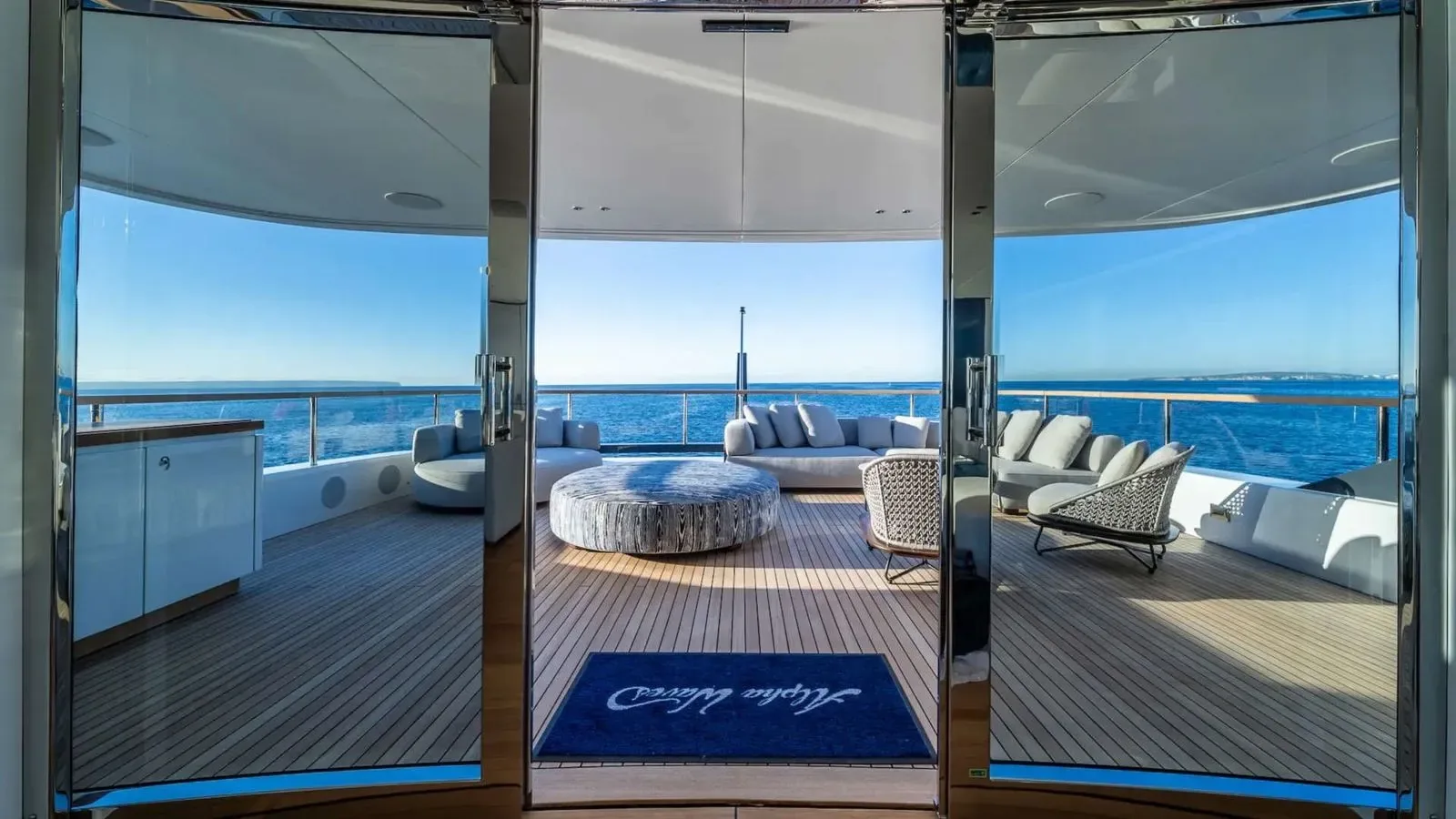ALPHA WAVES - photo 21 yacht charter Monaco