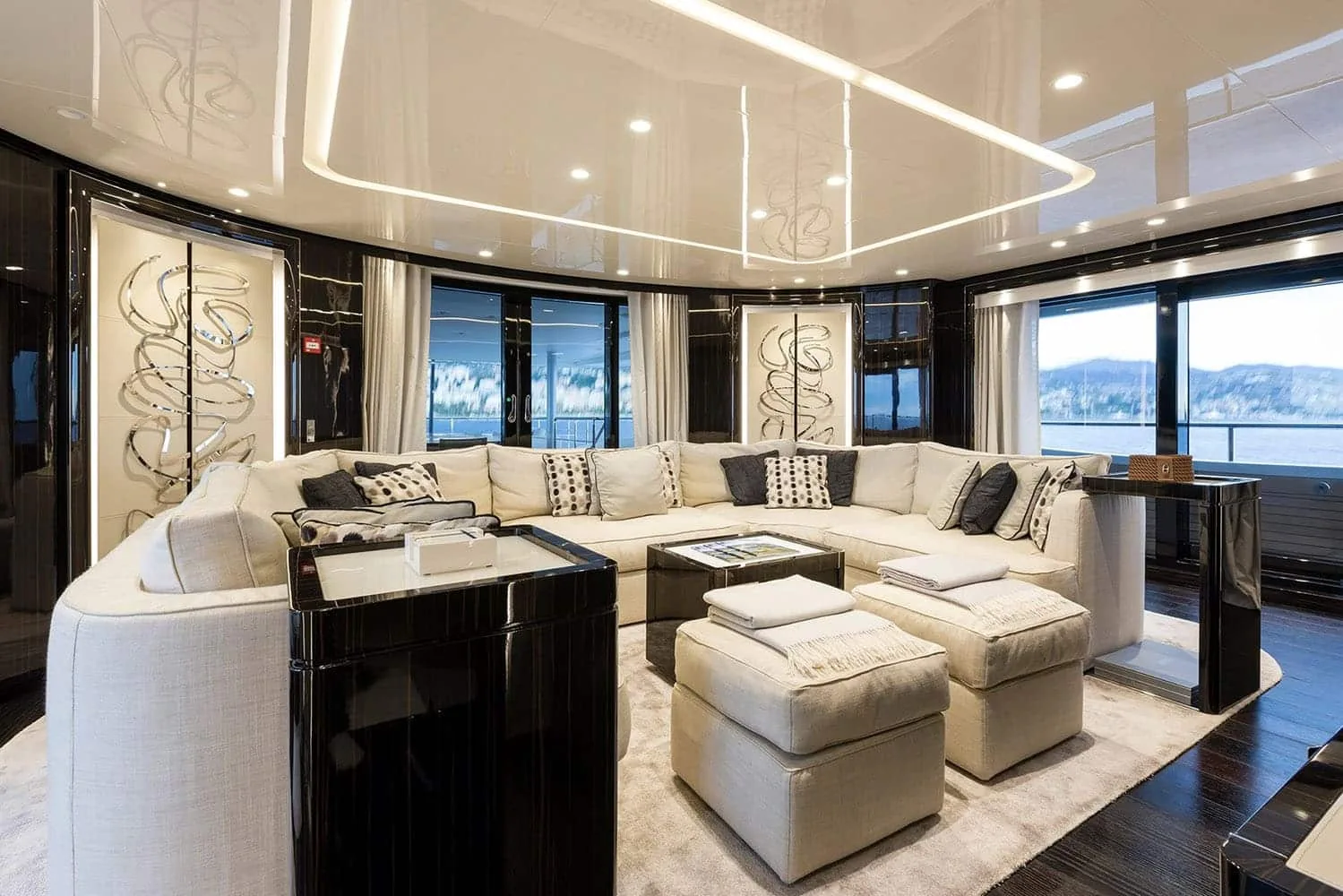 ANDIAMO - photo 11 yacht charter Monaco