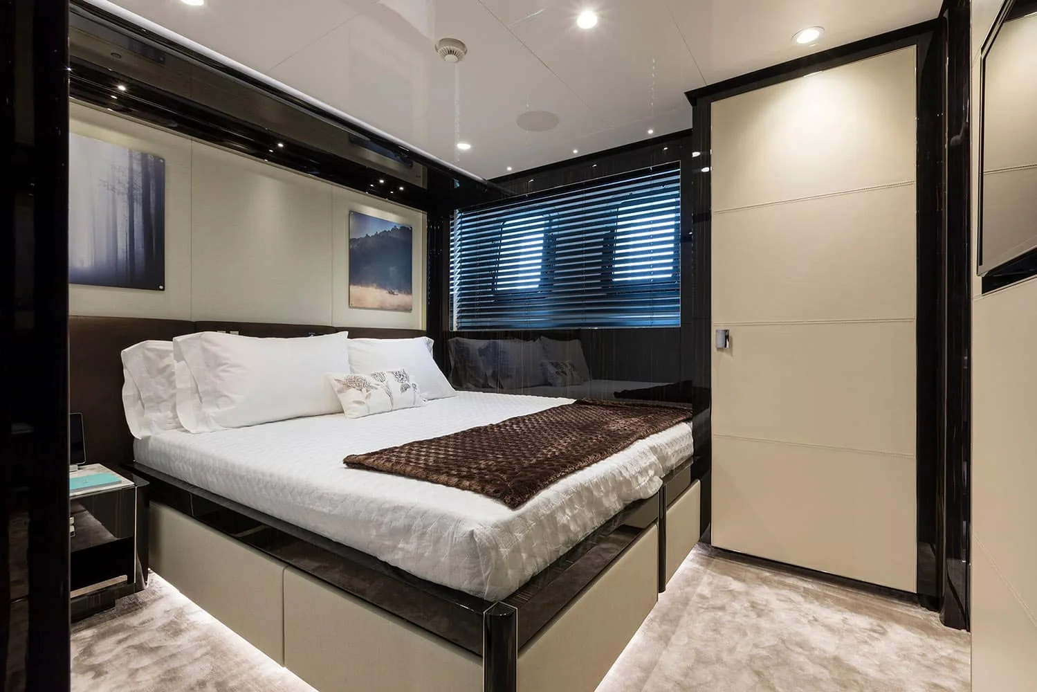 ANDIAMO - photo 17 yacht charter Monaco