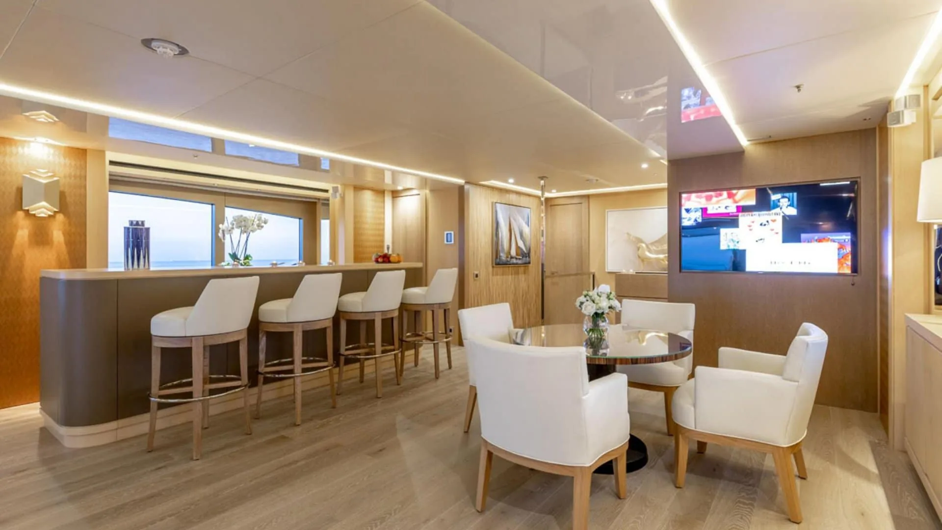 ARADOS - photo 22 yacht charter Monaco