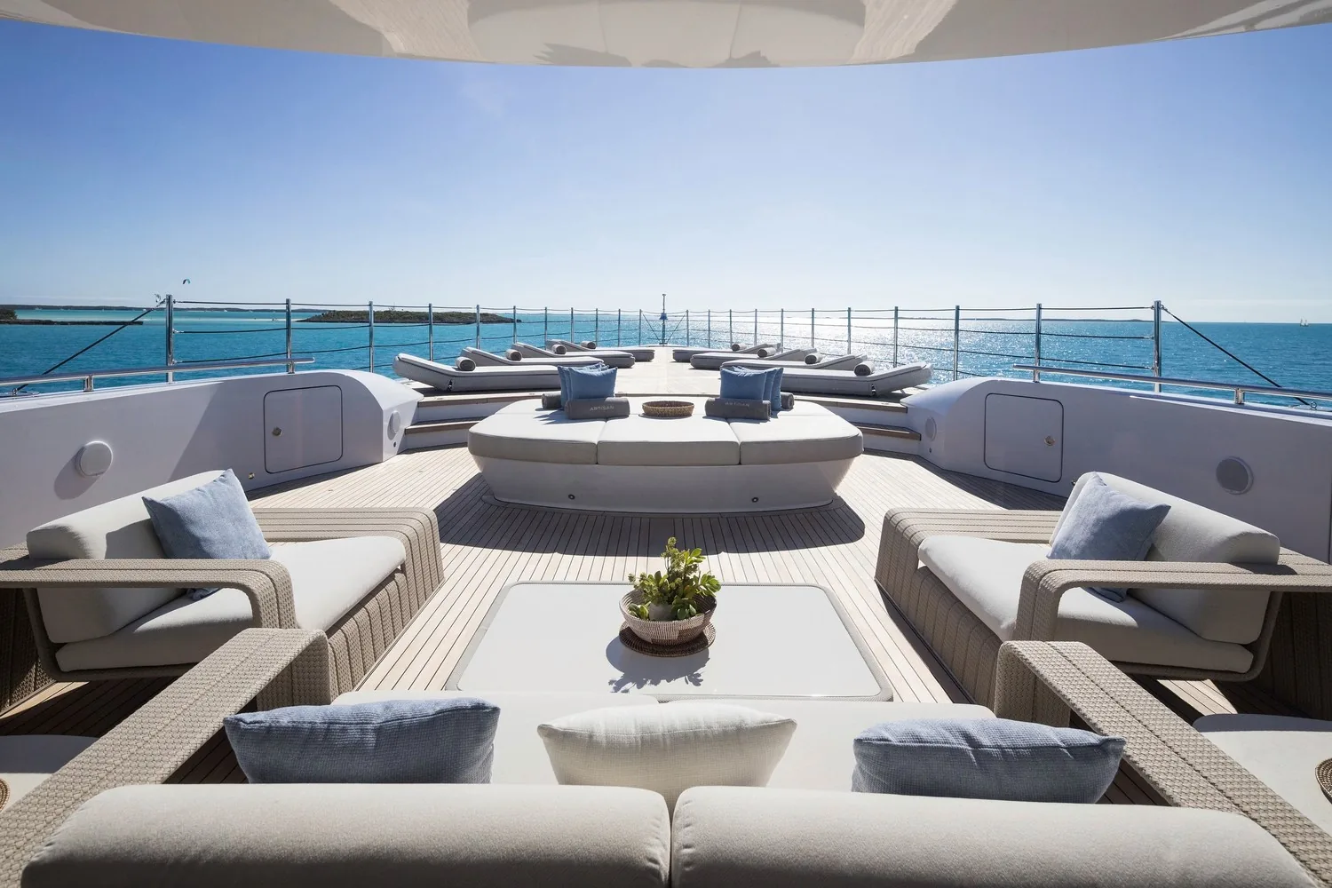 ARTISAN - photo 18 yacht charter Monaco