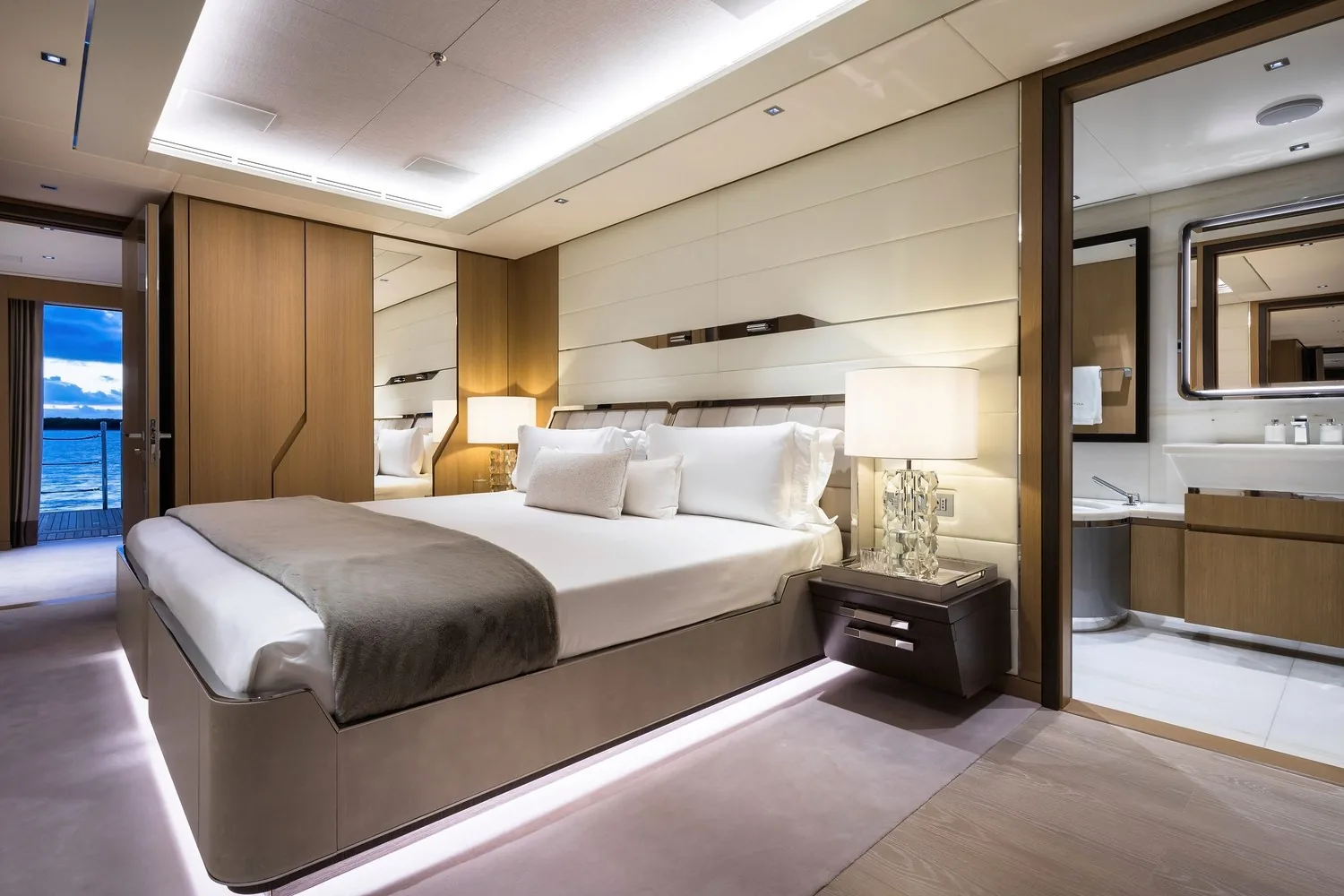 ARTISAN - photo 35 yacht charter Monaco