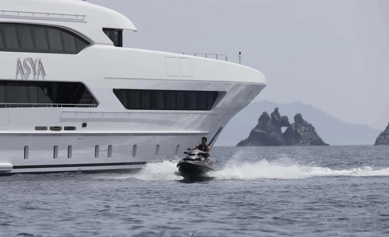 ASYA - photo 9 yacht charter Monaco