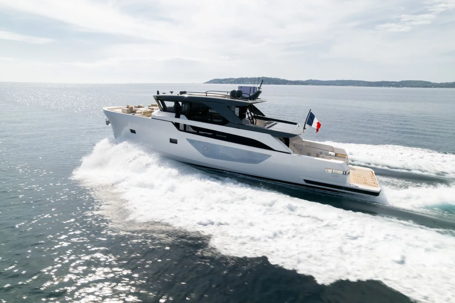 BLUEGAME BGX63 - photo 3 yacht charter Monaco
