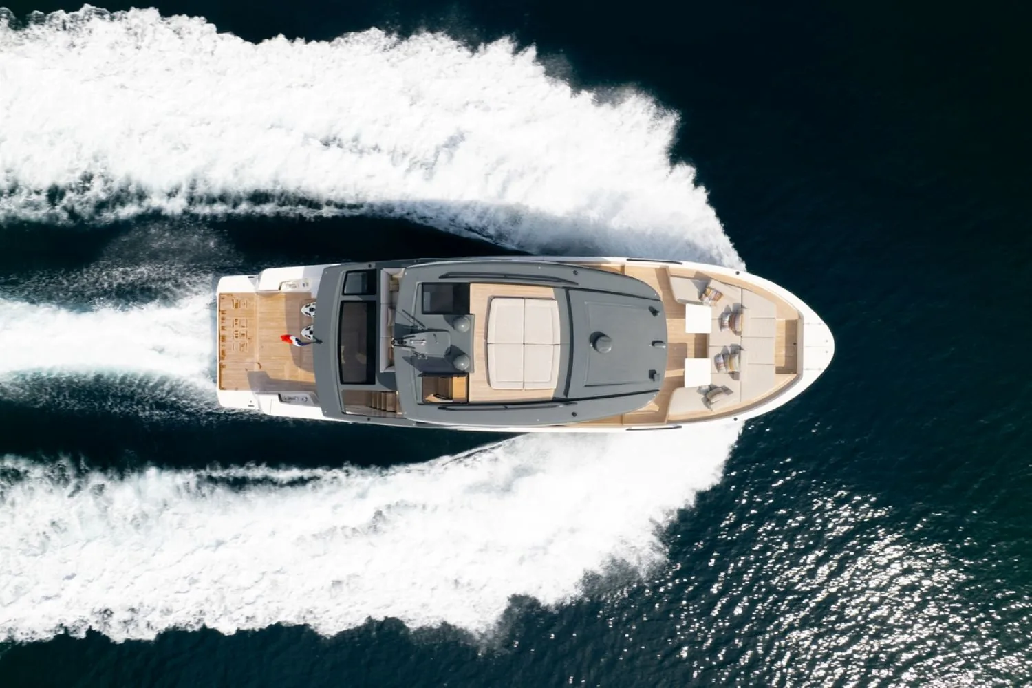 BLUEGAME BGX63 - photo 4 yacht charter Monaco