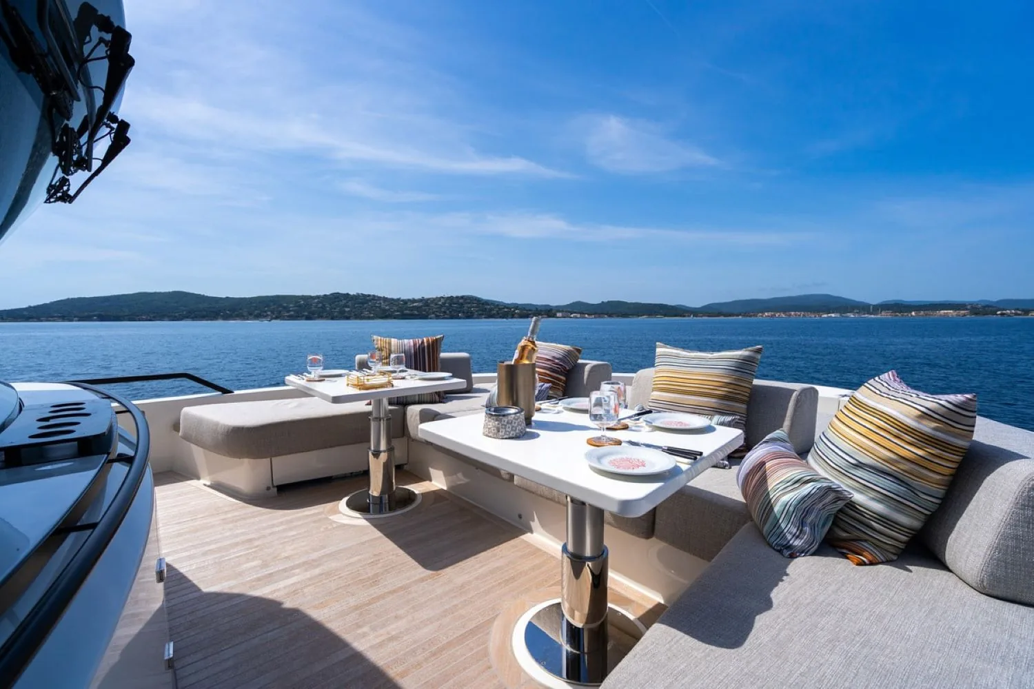 BLUEGAME BGX63 - photo 8 yacht charter Monaco
