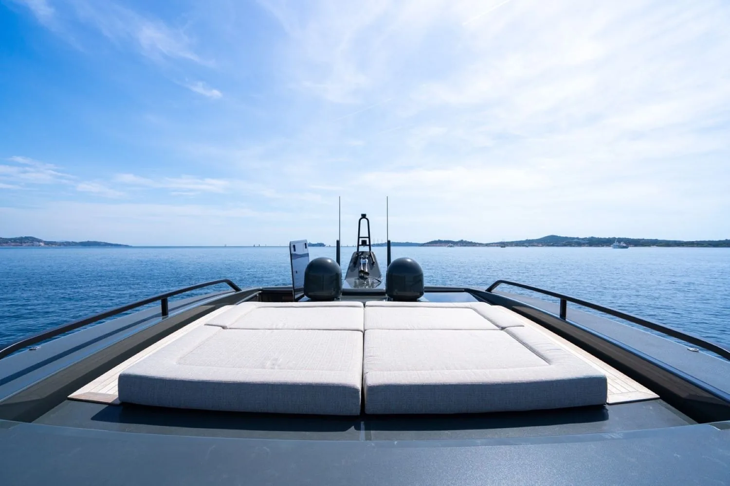 BLUEGAME BGX63 - photo 13 yacht charter Monaco