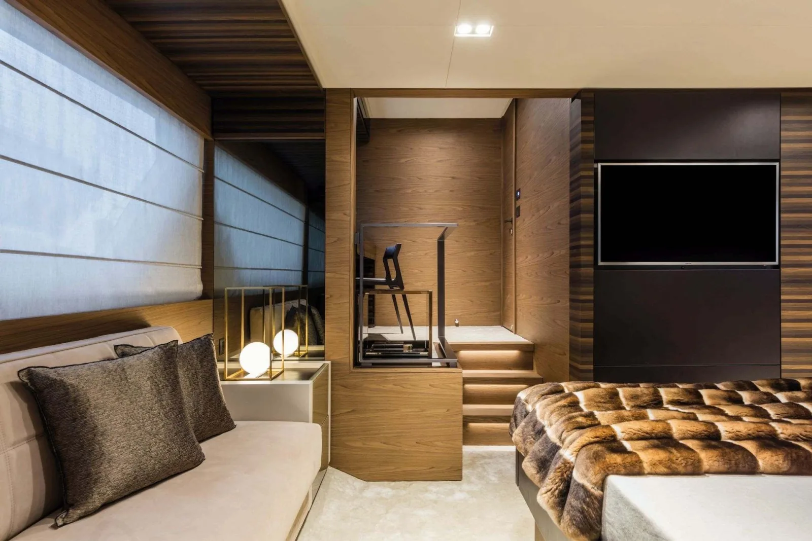 CARE ONE - photo 13 yacht charter Monaco