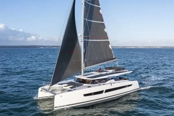 CATAMARAN AURA 51 - yacht charter Monaco