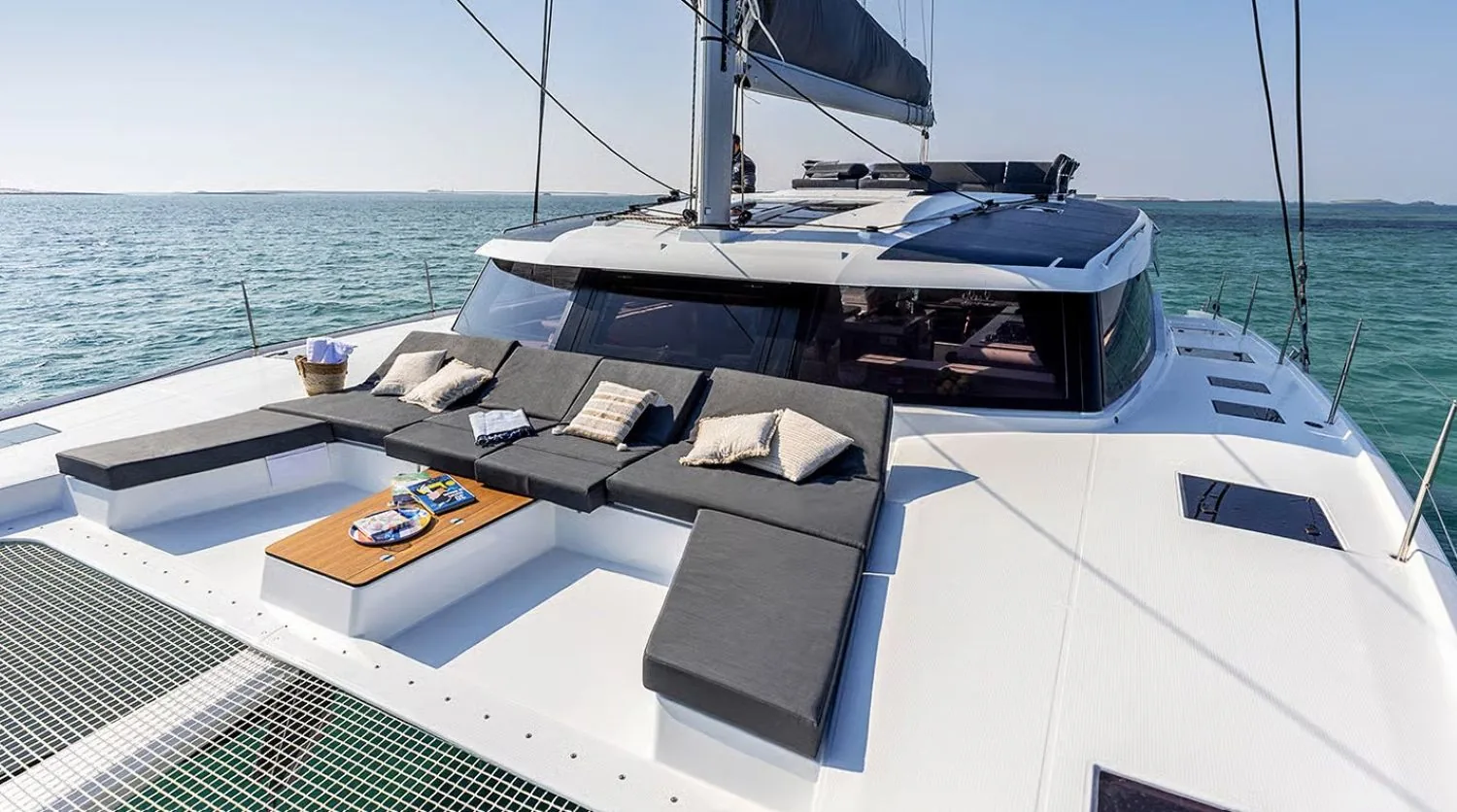 CATAMARAN AURA 51 - photo 5 yacht charter Monaco