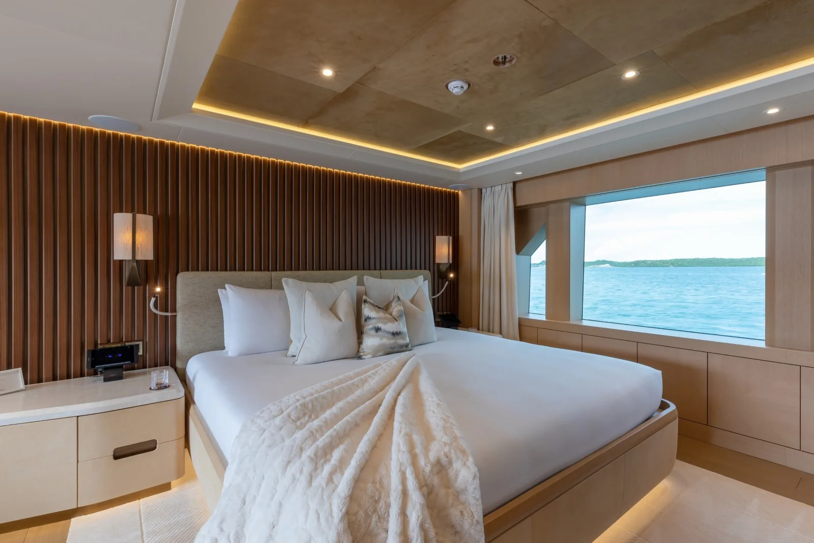 COME TOGETHER - photo 26 yacht charter Monaco