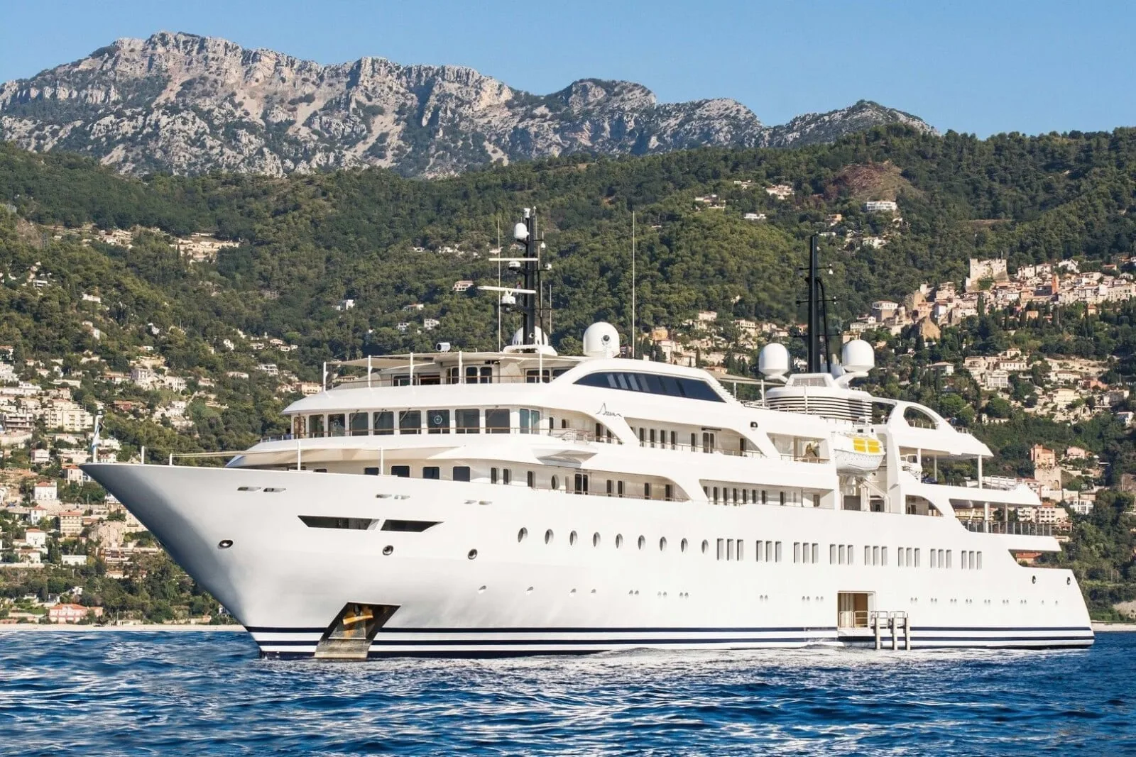DREAM - photo 5 yacht charter Monaco