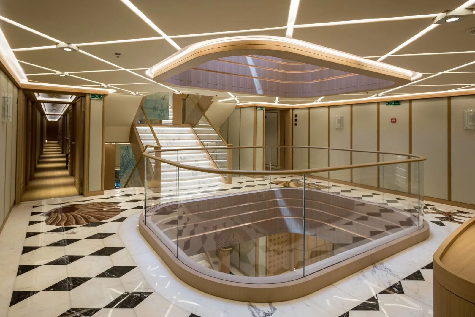 DREAM - photo 13 yacht charter Monaco