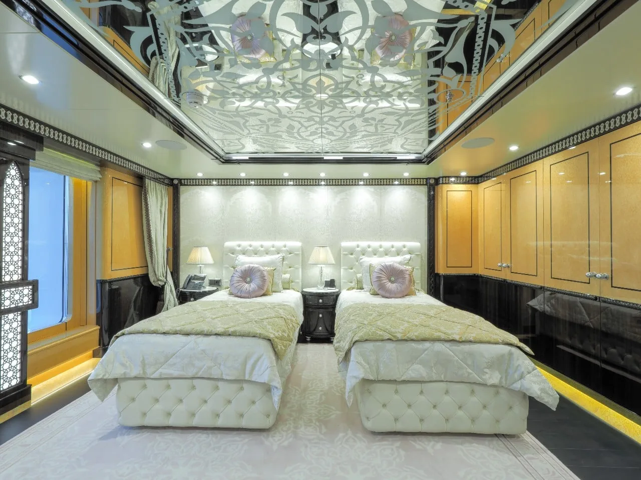 ELEMENTS - photo 6 yacht charter Monaco