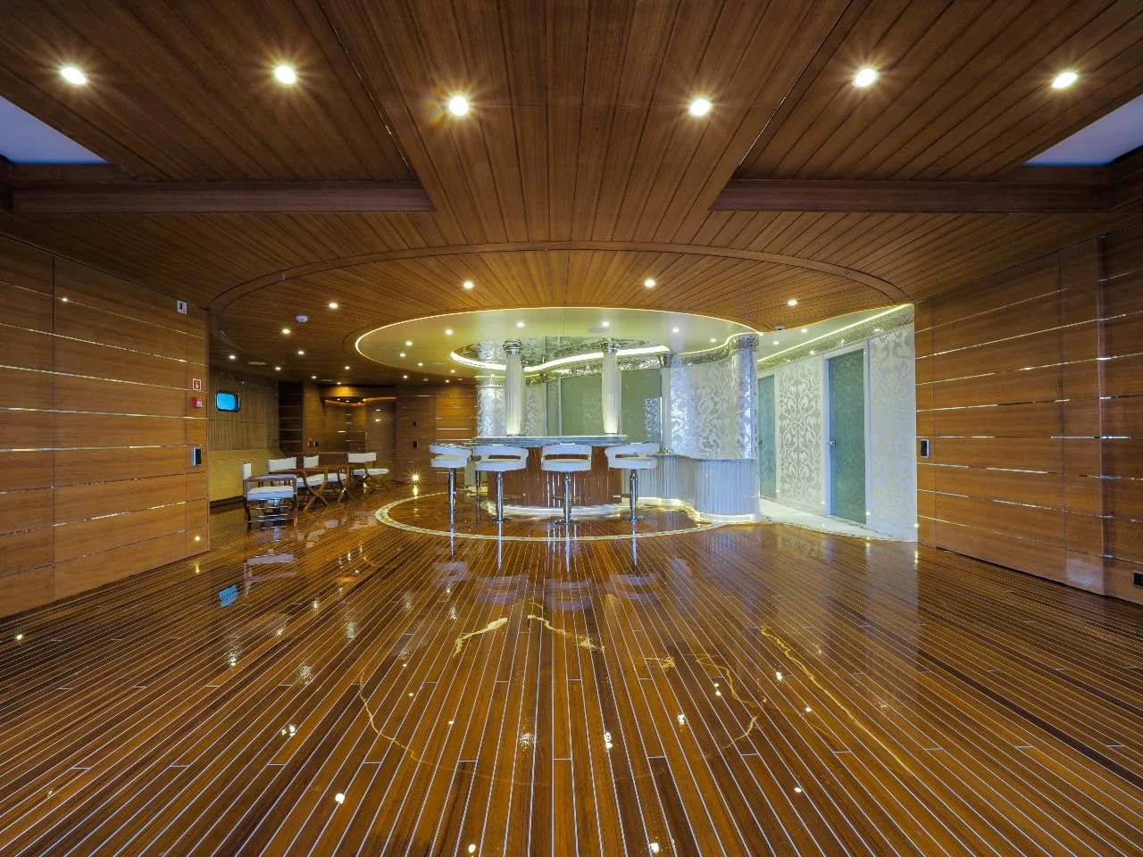 ELEMENTS - photo 14 yacht charter Monaco