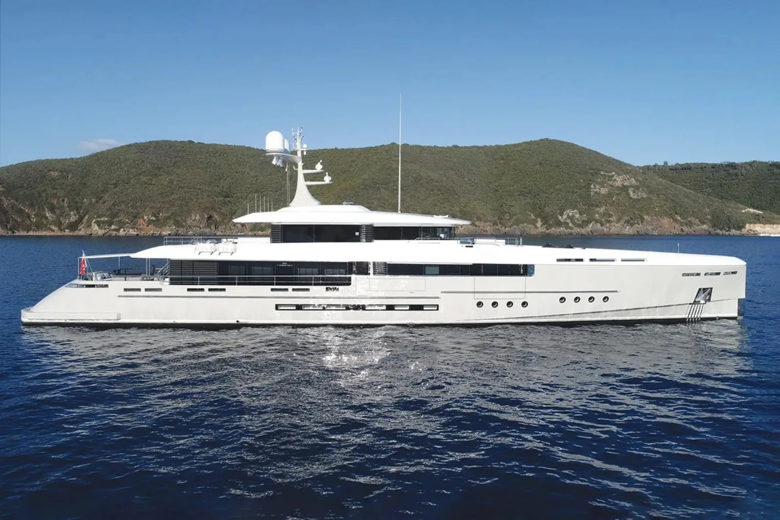 ENDEAVOUR 2 - photo 2 yacht charter Monaco