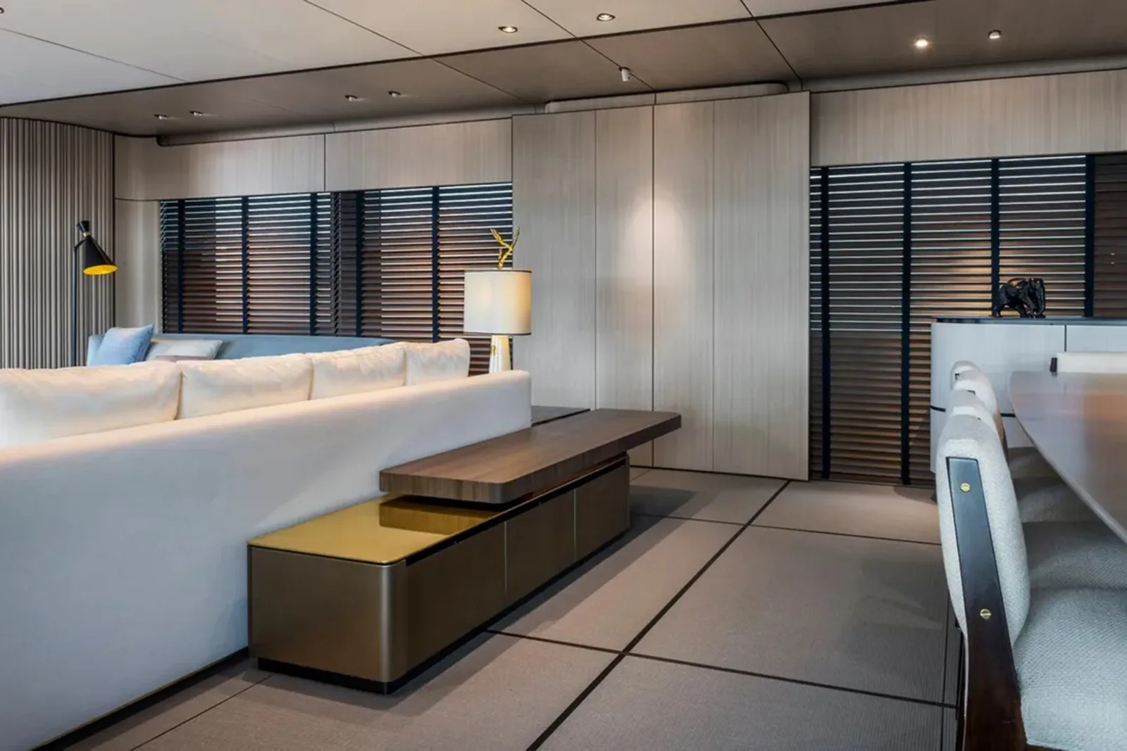ENDEAVOUR 2 - photo 7 yacht charter Monaco