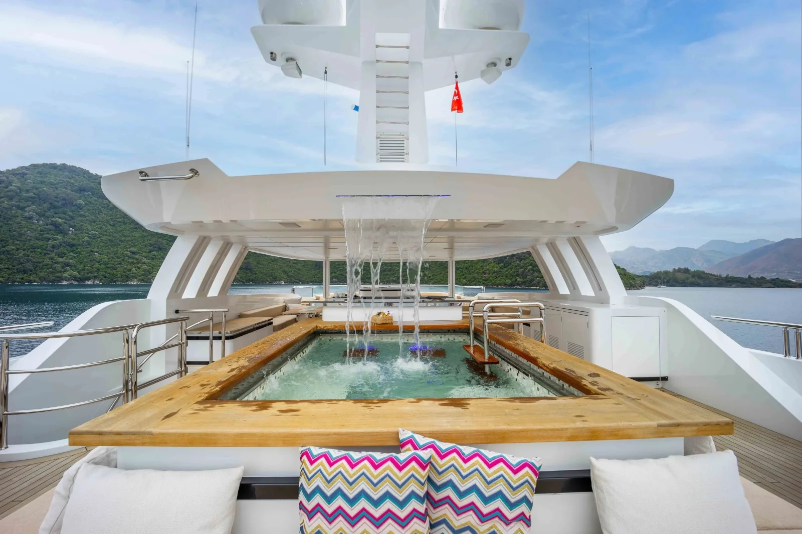 FORTUNA - photo 8 yacht charter Monaco