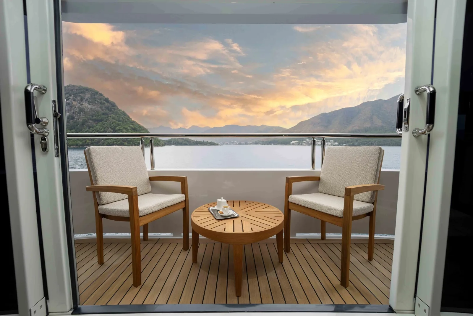 FORTUNA - photo 32 yacht charter Monaco