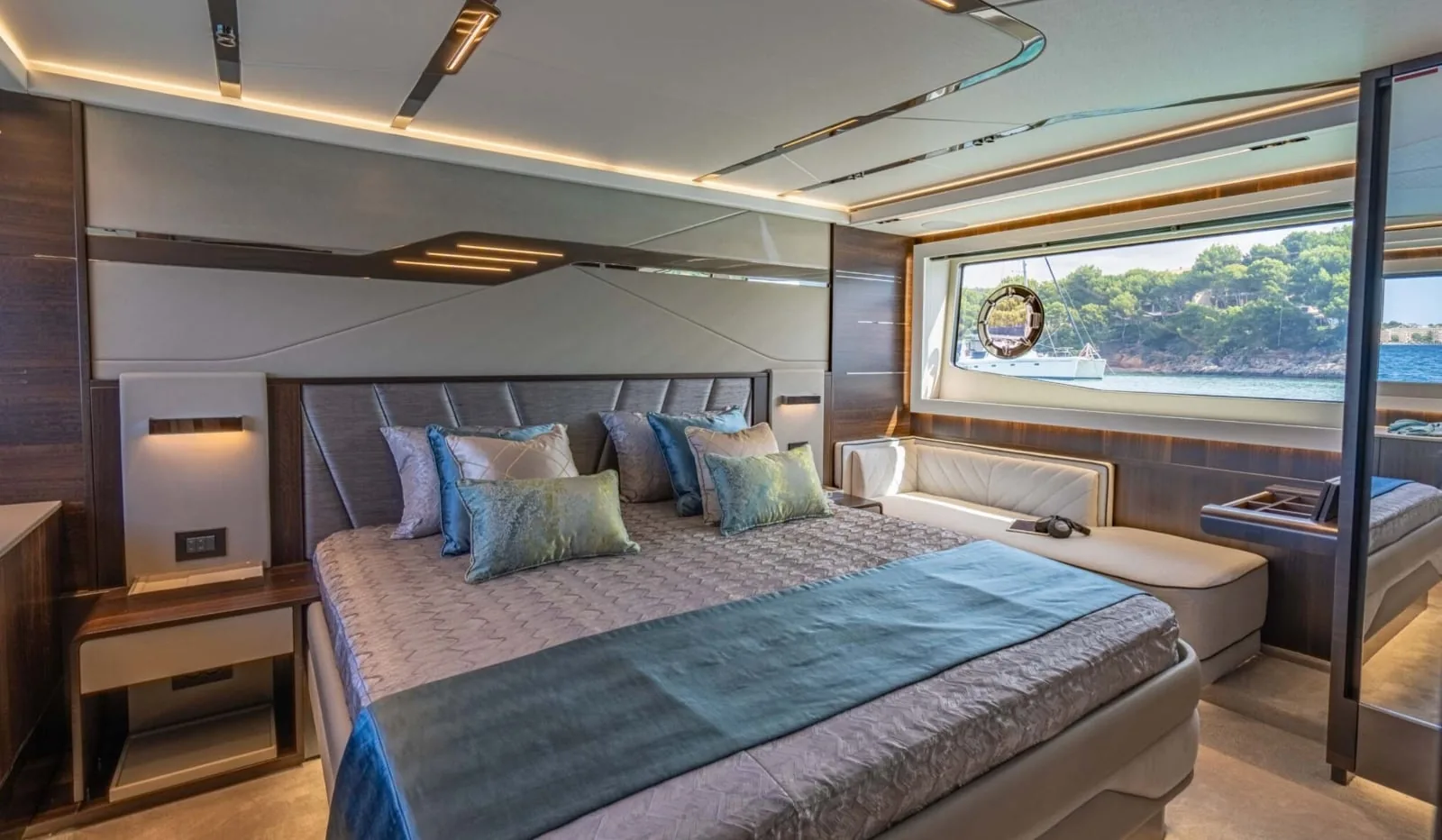FORZA - photo 14 yacht charter Monaco