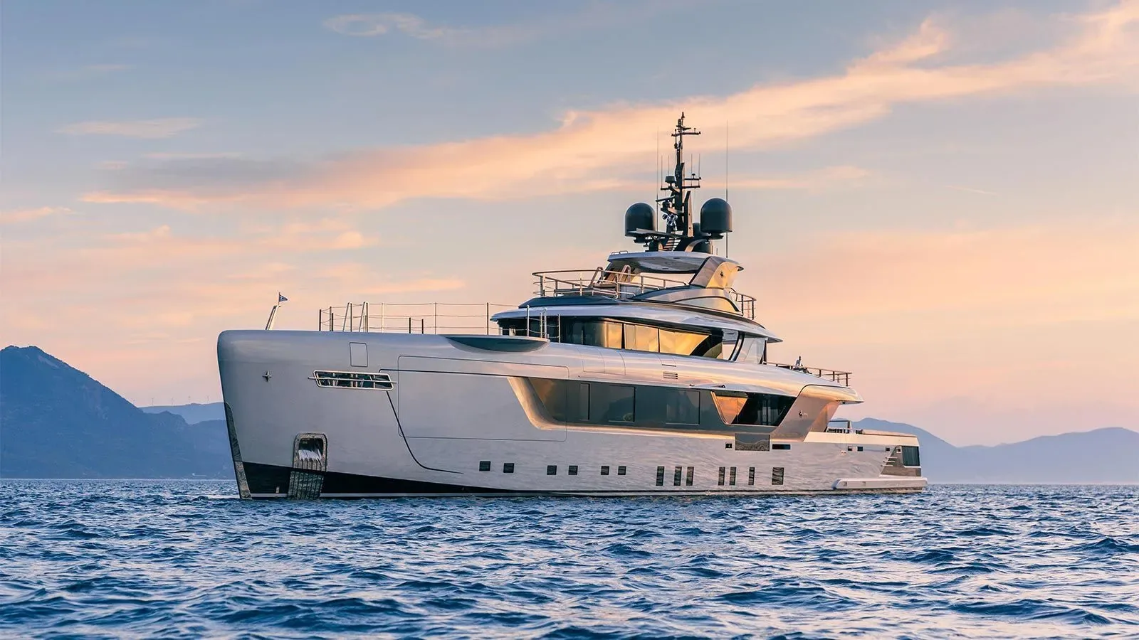 GECO - photo 6 yacht charter Monaco