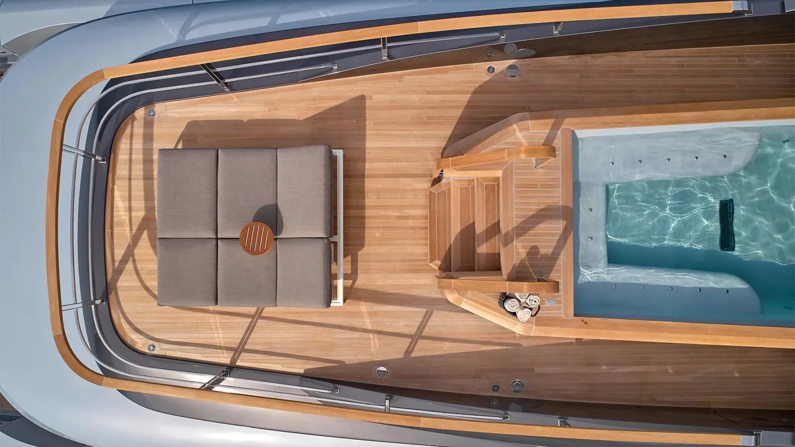 GECO - photo 15 yacht charter Monaco