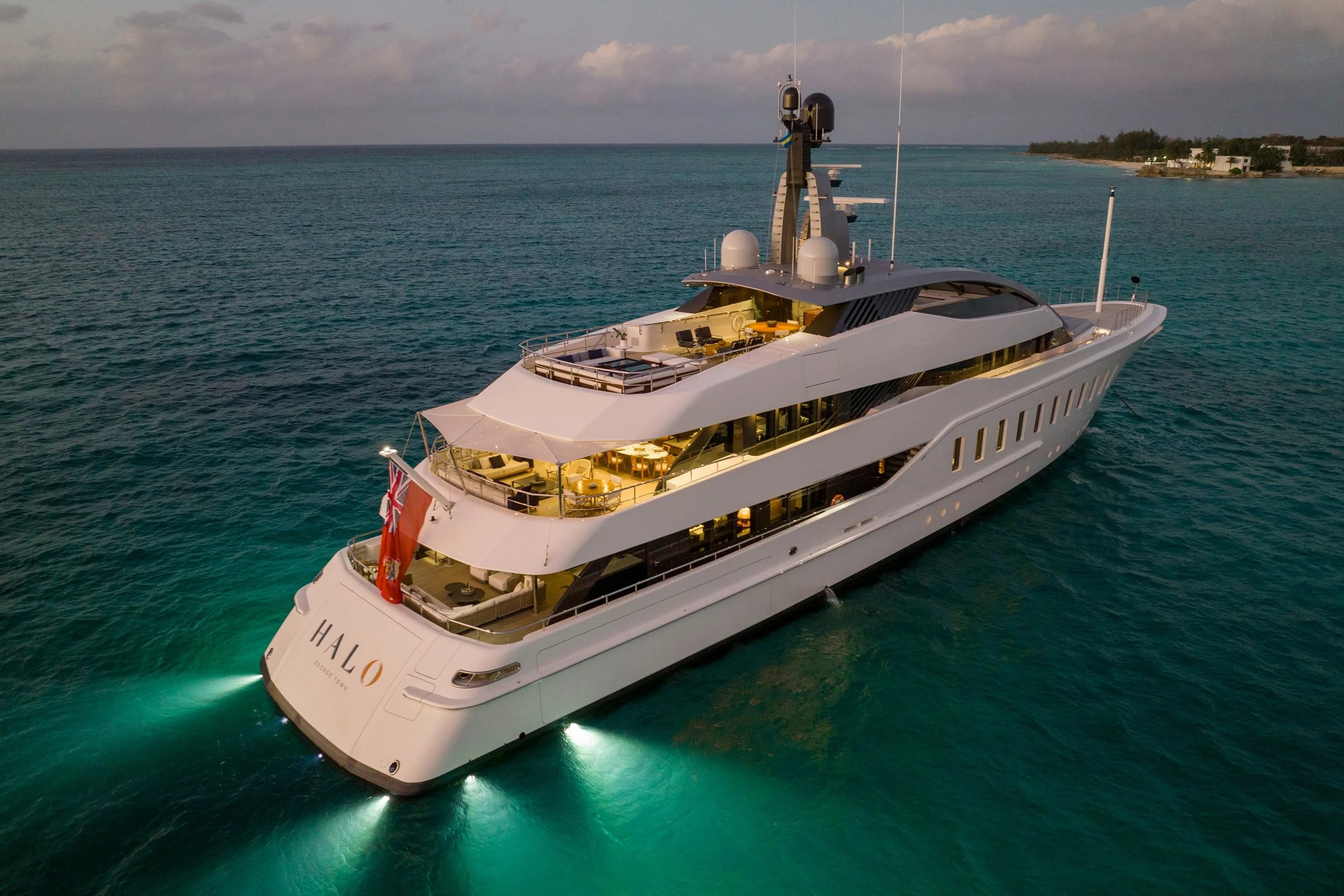 HALO - photo 16 yacht charter Monaco