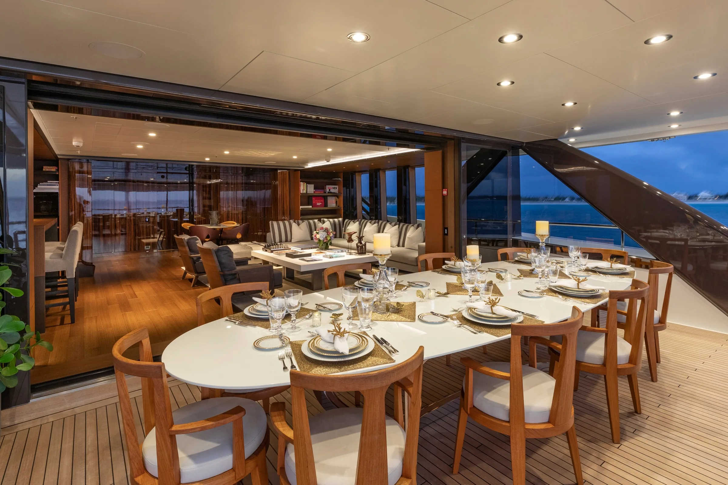 HALO - photo 21 yacht charter Monaco