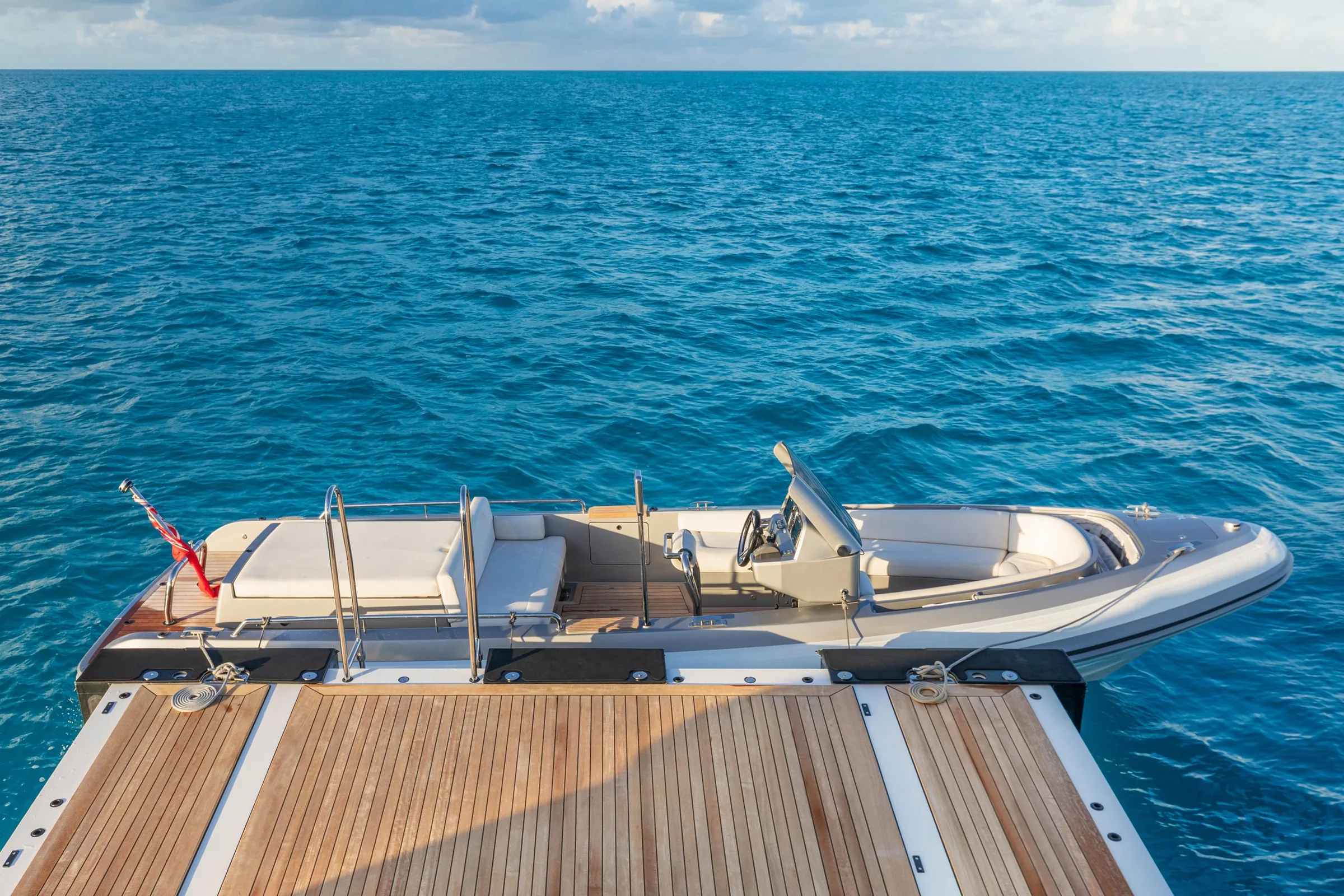 HALO - photo 27 yacht charter Monaco