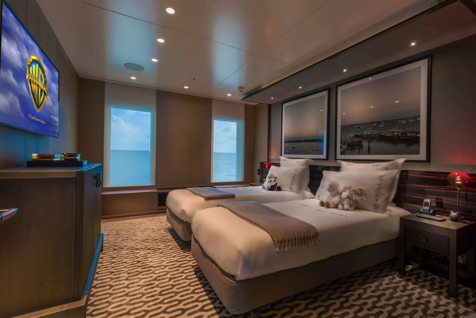HALO - photo 34 yacht charter Monaco