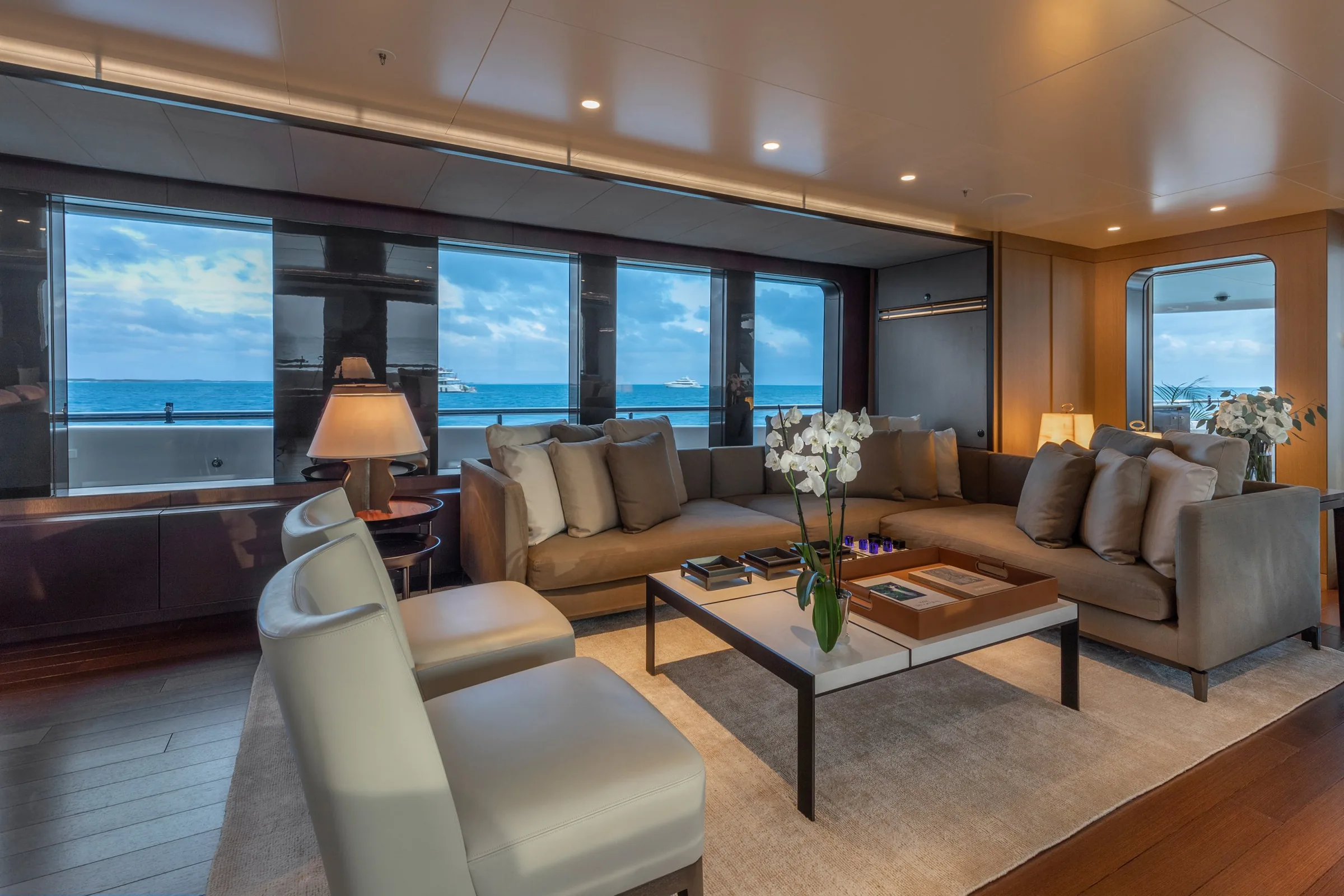 HALO - photo 39 yacht charter Monaco