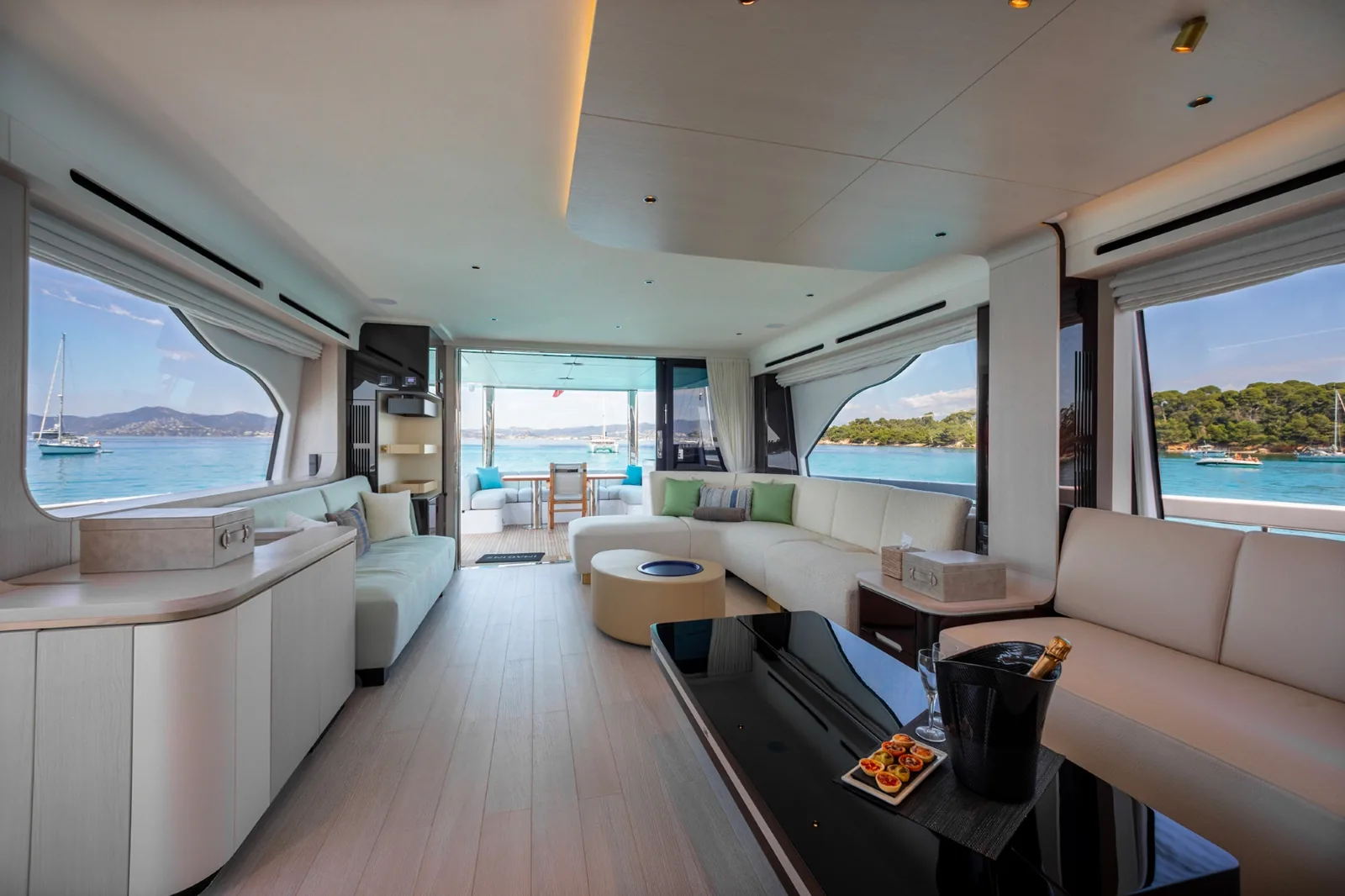 IMAGINE - photo 13 yacht charter Monaco