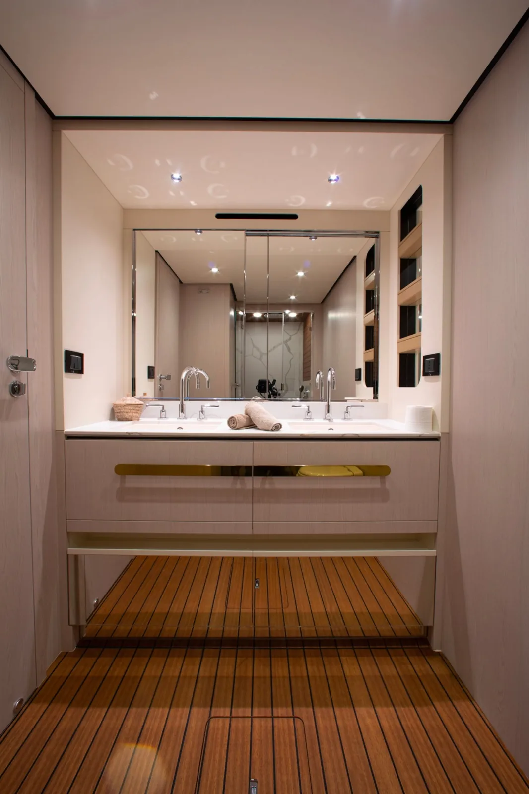 IMAGINE - photo 18 yacht charter Monaco