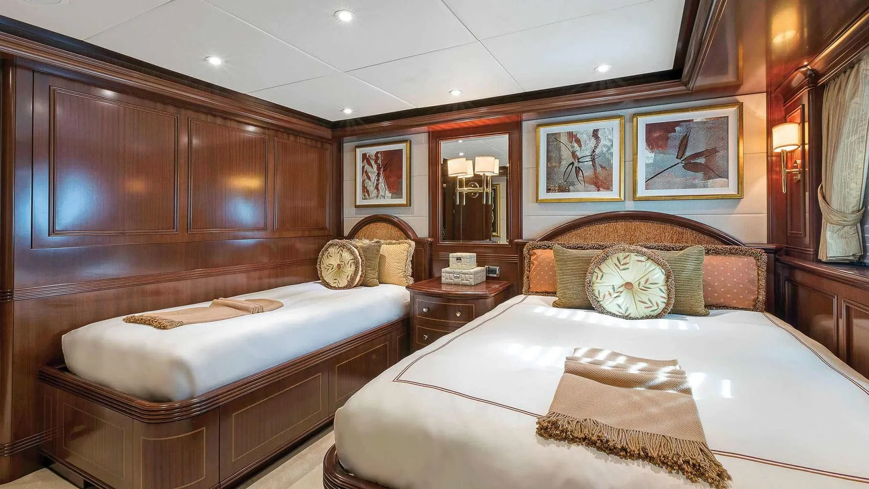LADY BETH - photo 30 yacht charter Monaco