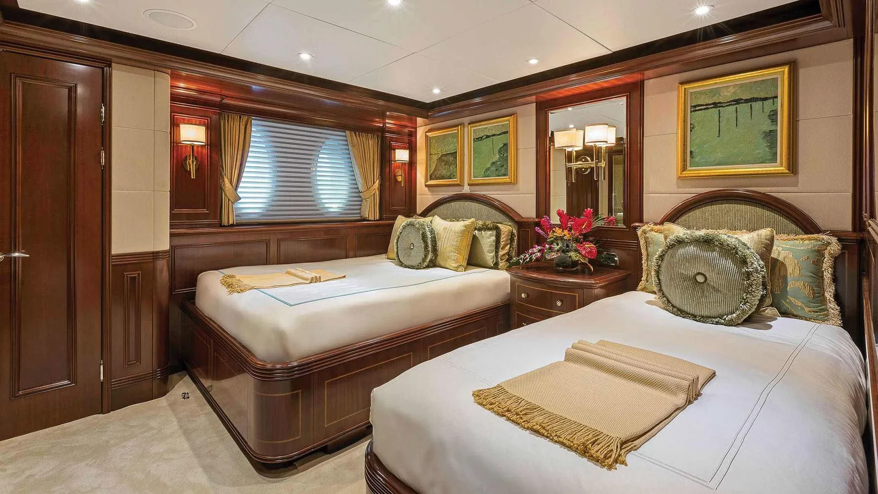 LADY BETH - photo 32 yacht charter Monaco