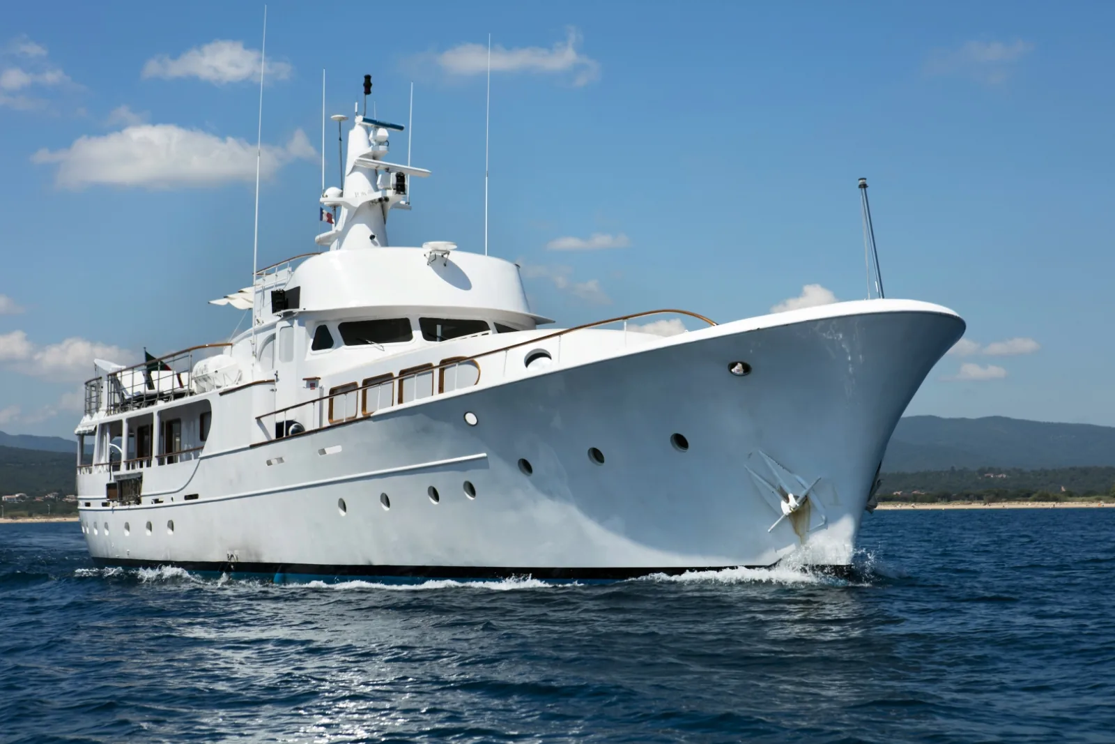 LADY JERSEY - photo 2 yacht charter Monaco