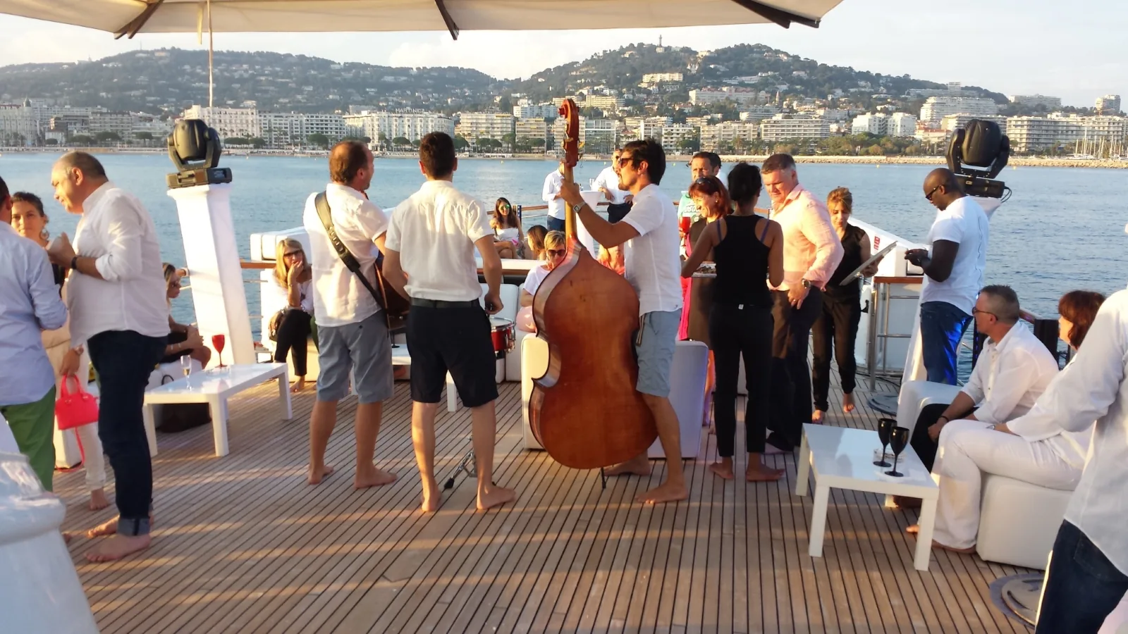 LADY JERSEY - photo 10 yacht charter Monaco