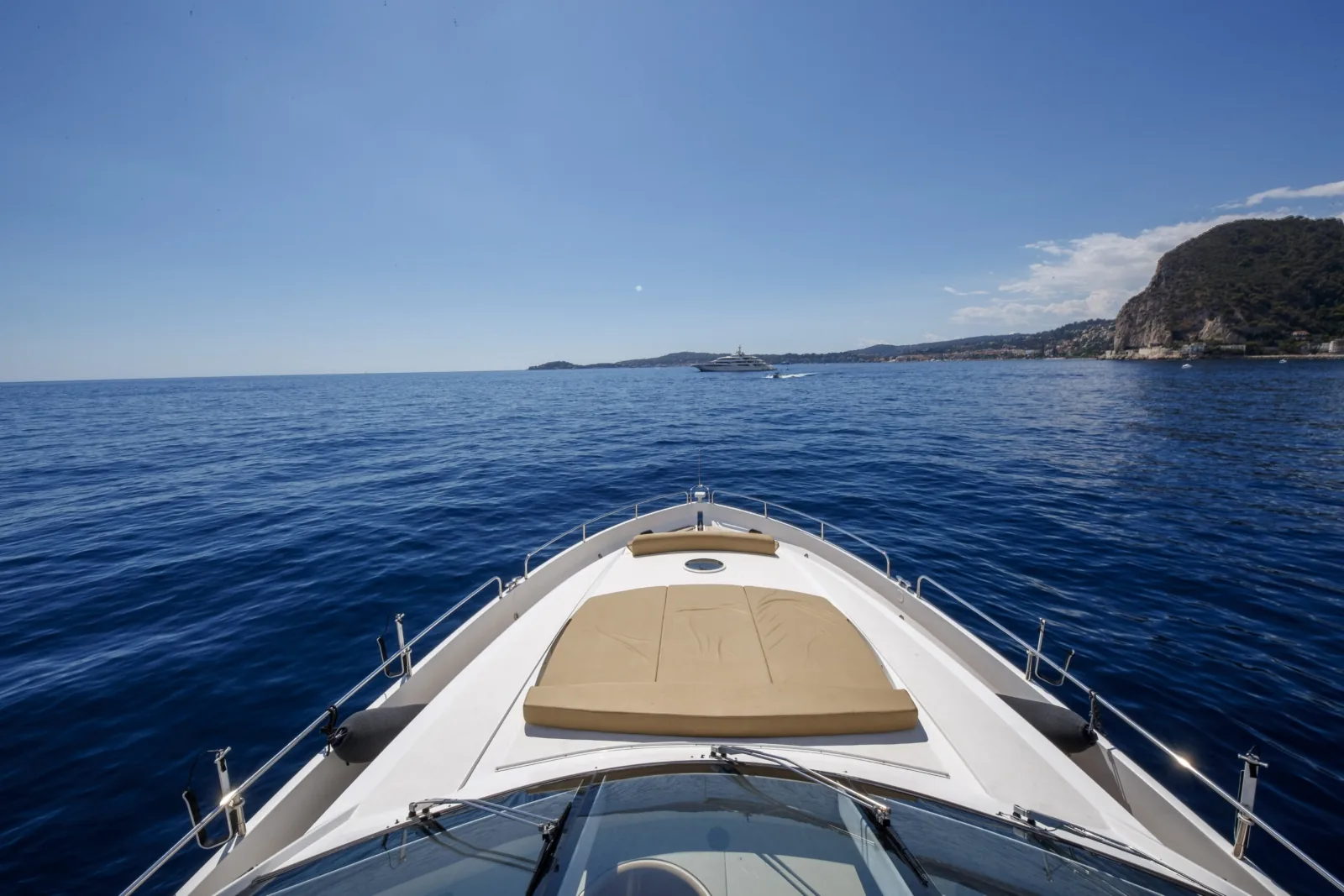 LADY YOUSRA - photo 9 yacht charter Monaco
