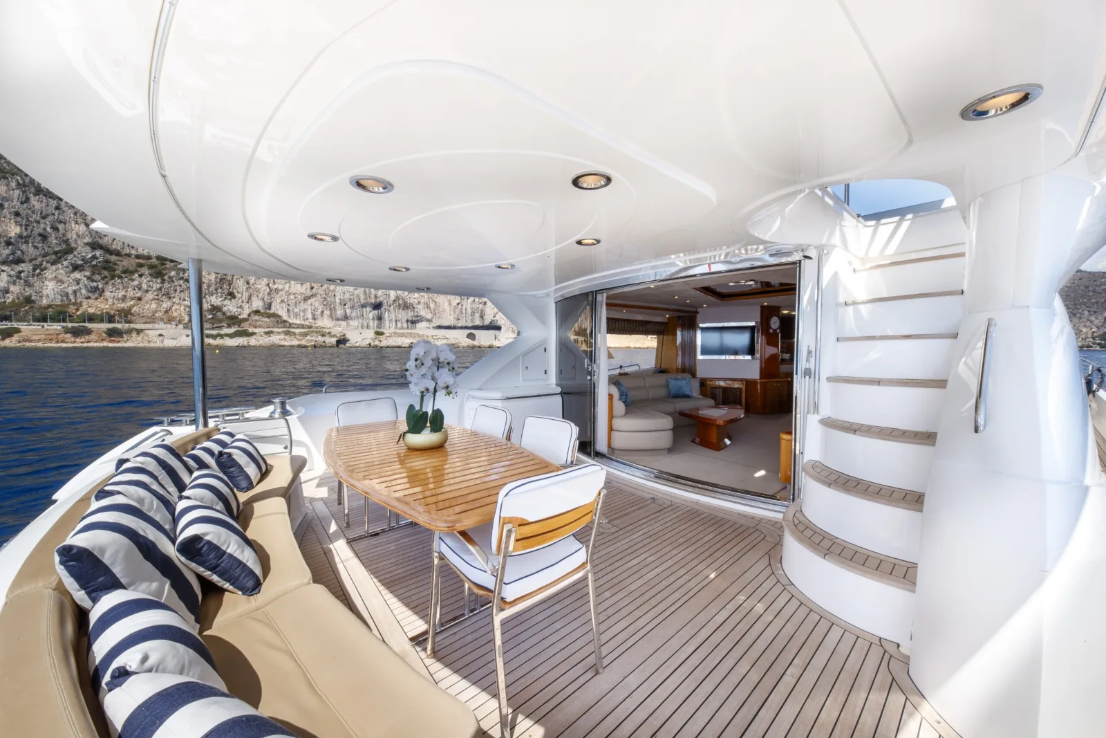 LADY YOUSRA - photo 14 yacht charter Monaco