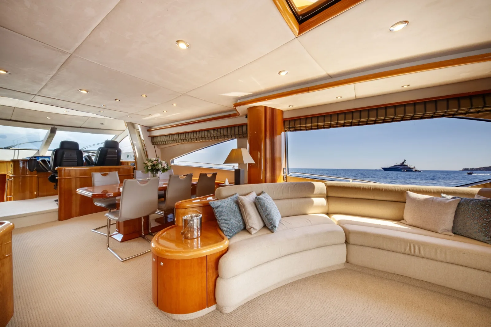 LADY YOUSRA - photo 18 yacht charter Monaco